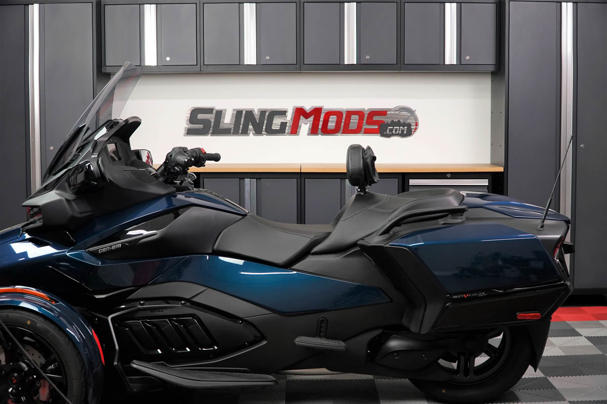 https://www.slingmods.com/image/catalog/show-chrome/2020-rt-backrest/canam-spyder-rt-2020-up-driver-backrest-show-chrome-41-200-installed-5.jpg